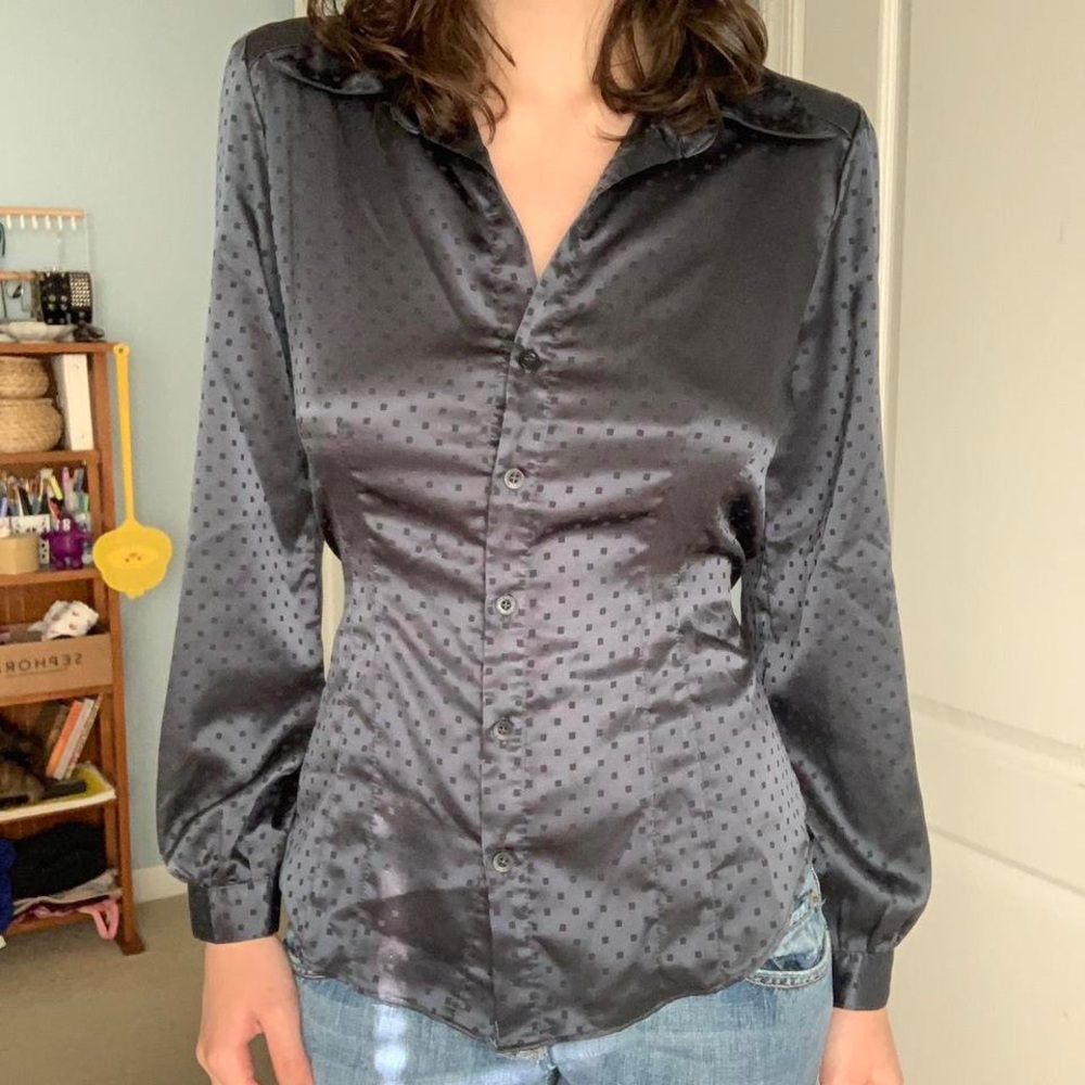 flattering button up top w/ puffy sleeves by antilia femme